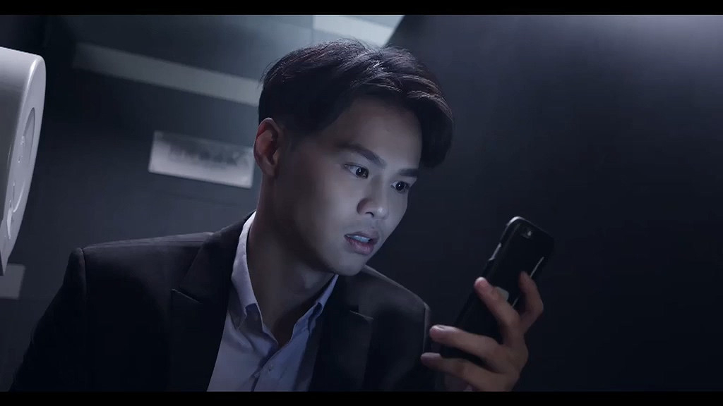 黑客用人肉搜索帮网友出气,自己却莫名成了杀人犯《理想国:坚尼地公审》